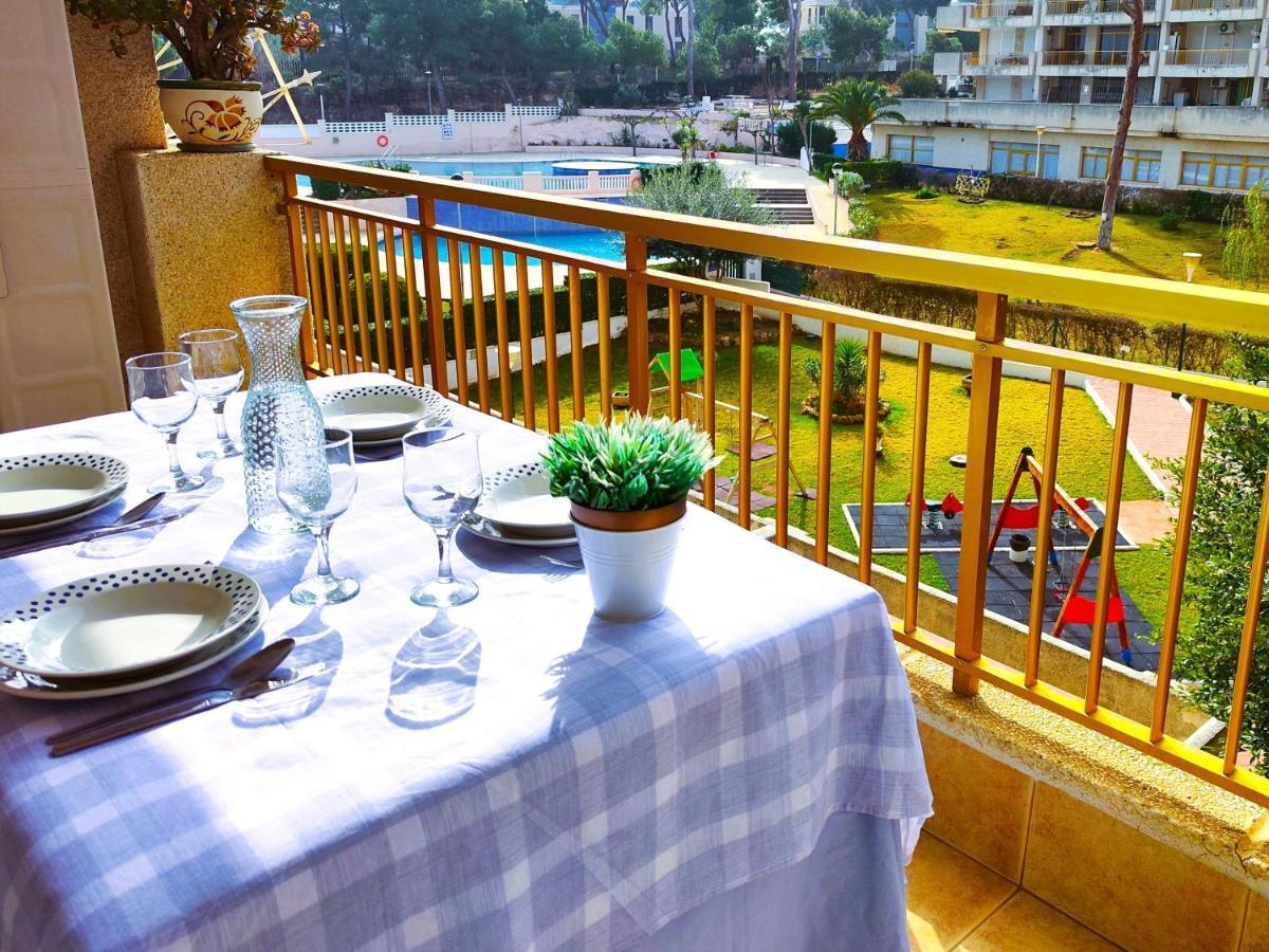 Luminoso Apartamento En Salou Con Terraza Y Parque Infantil Ideal Familias Exteriör bild