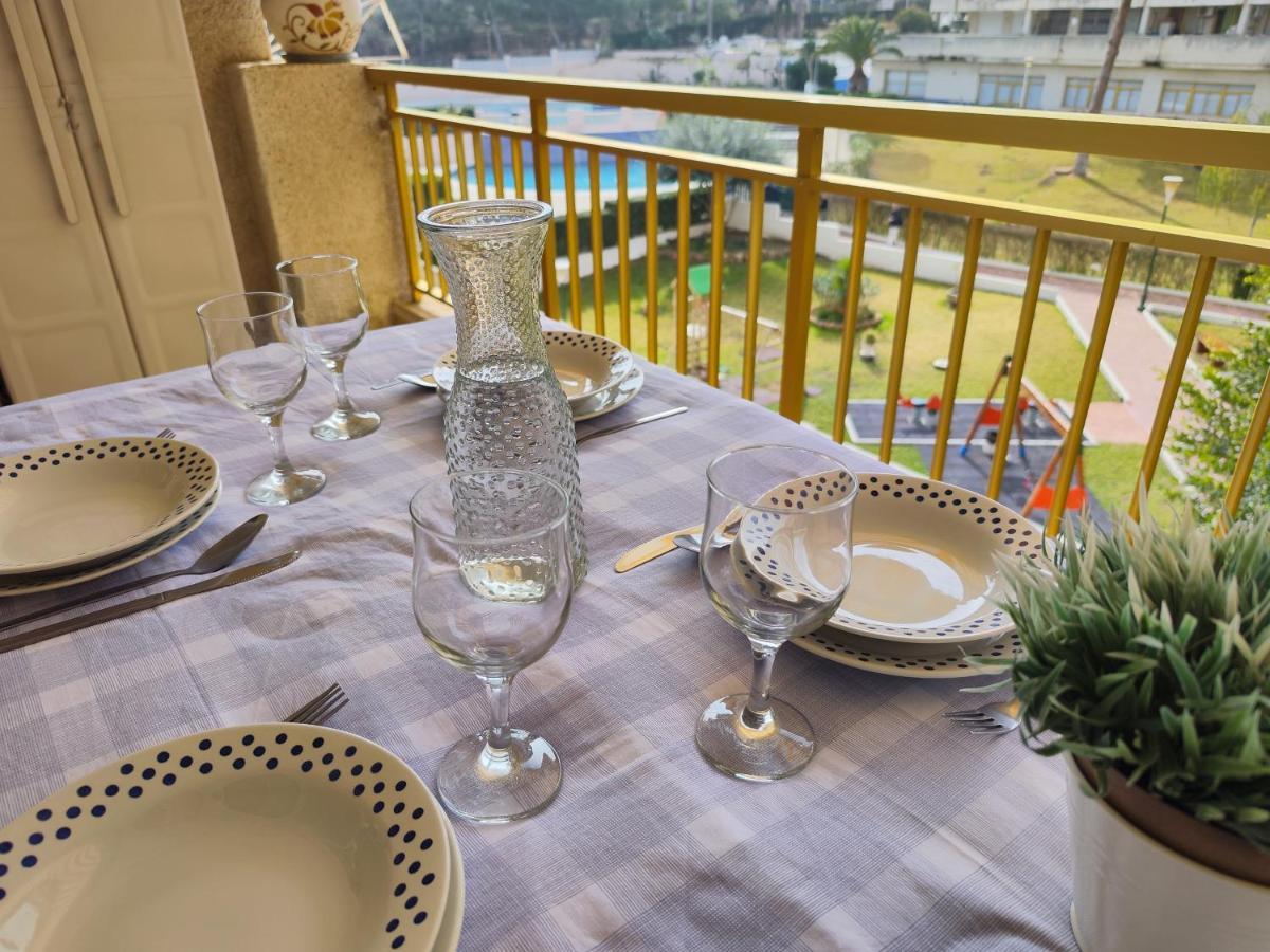 Luminoso Apartamento En Salou Con Terraza Y Parque Infantil Ideal Familias Exteriör bild