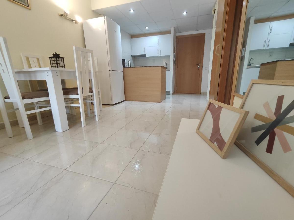 Luminoso Apartamento En Salou Con Terraza Y Parque Infantil Ideal Familias Exteriör bild