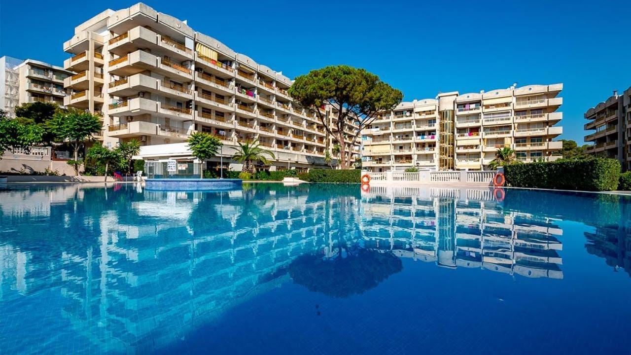 Luminoso Apartamento En Salou Con Terraza Y Parque Infantil Ideal Familias Exteriör bild