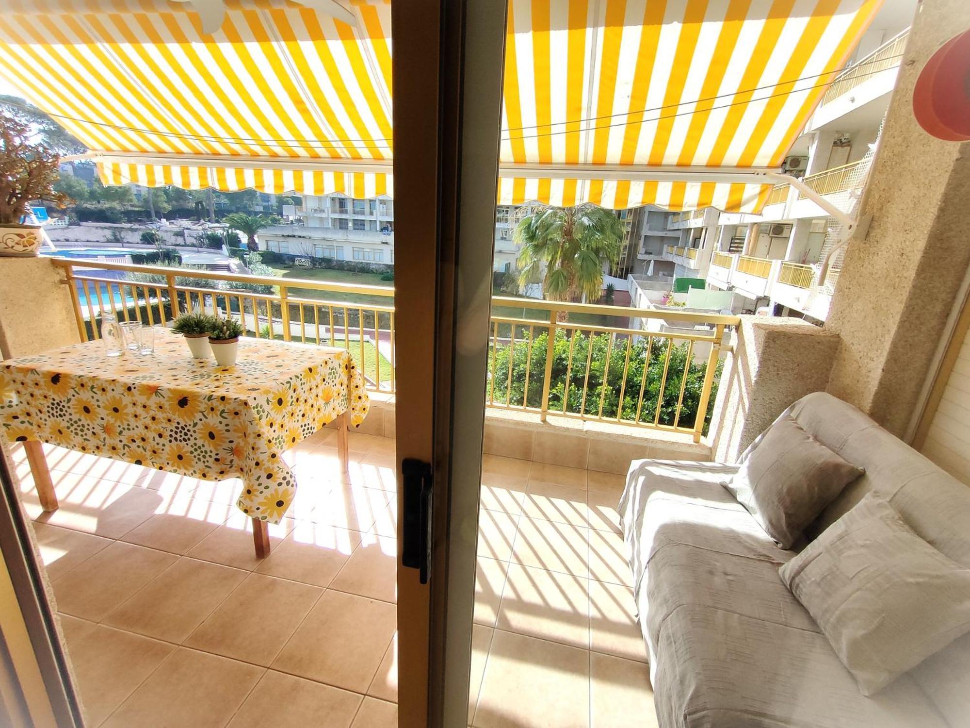 Luminoso Apartamento En Salou Con Terraza Y Parque Infantil Ideal Familias Exteriör bild